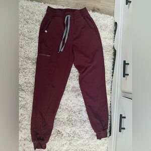 Figs  Maroon Jogger Pants XS